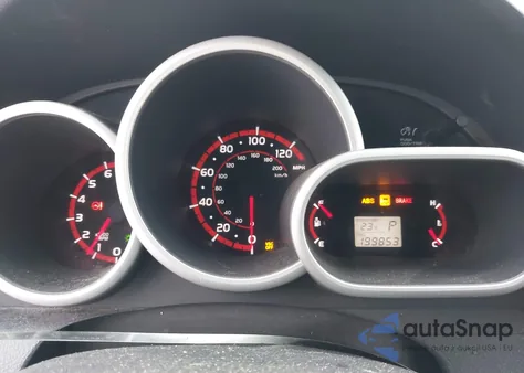 2010 Toyota Matrix z USA, uszkodzony, nr VIN 2T1KU4EE1AC308195